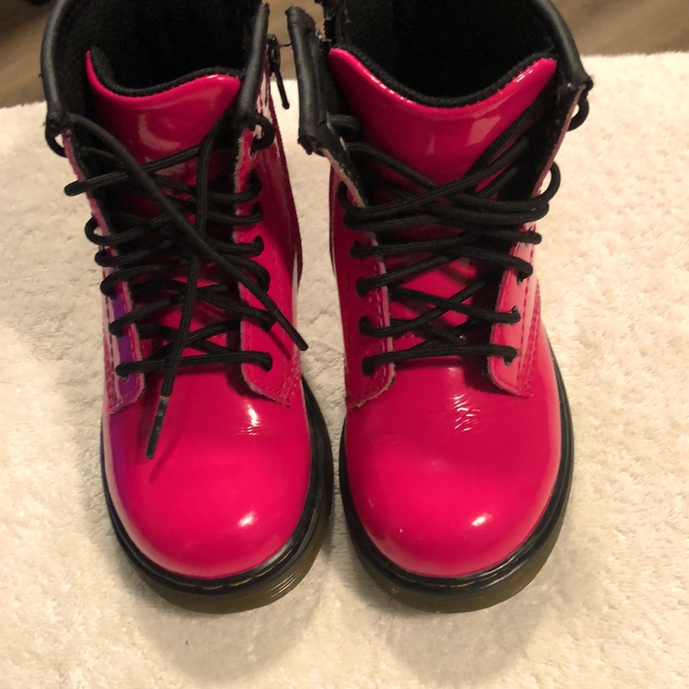Dr. Martens Kids Hot Pink Lace-Up Ankle Boots